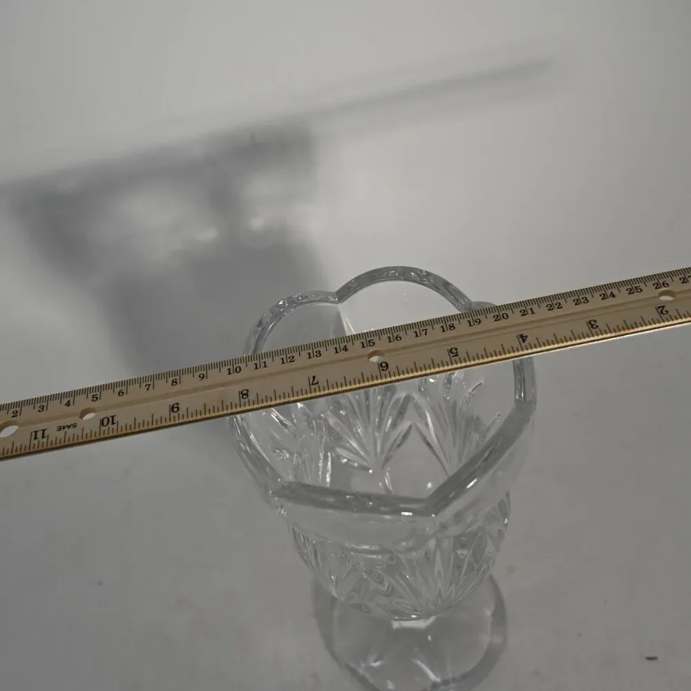 Royal Limited 24% Lead Crystal Tulip Vase Pedestal Scalloped Rim Czech Republic